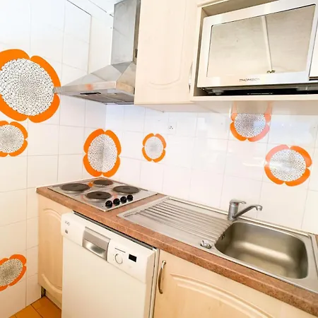 Palafour - Pour 4 Personnes 644 아파트 티뉴